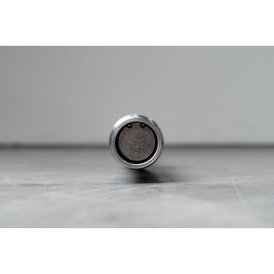 Ontdek de Torque Olympische halterstang van 1830mm, geschikt voor 50mm halterschijven en met een belastbaarheid tot 200kg.