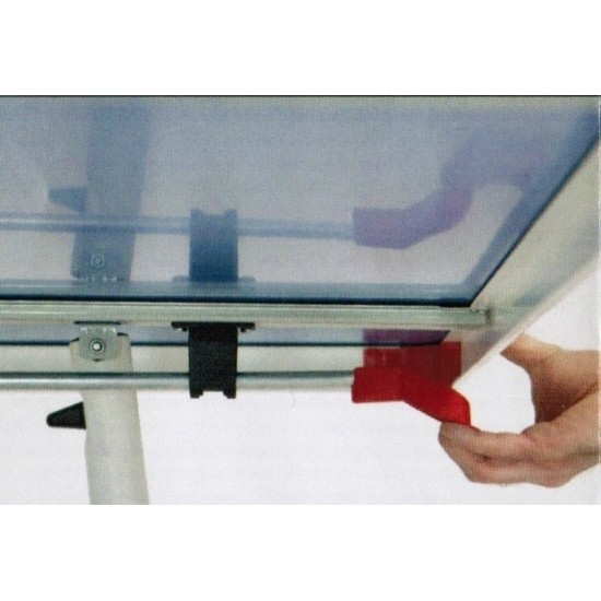 Opvouwbare Garlando Challenge Indoor tafeltennistafel in blauw, ideaal voor familie en zakelijke klanten, met innovatieve SMS functie.