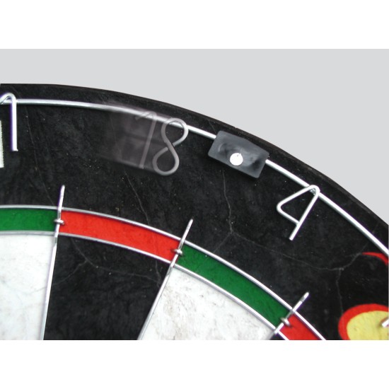 Hoogwaardig Equinox Aries dartbordset van Garlando. Inclusief 6 dartpijlen, zelfherstellende sisal en roestvrij bedrading voor optimale speelervaring.