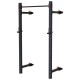 Ruimtebesparend opvouwbaar wall rack van Toorx met chin-up bar en J-hook. Ideaal voor een garage workout.