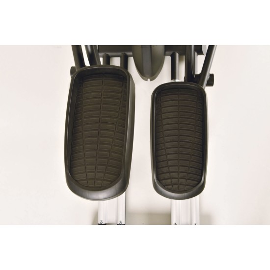 Ontdek de Toorx Professional ERX-9500, een inductie crosstrainer met 32 weerstandsniveaus, 56 cm paslengte en geschikt voor alle gebruikers tot 180 kg.