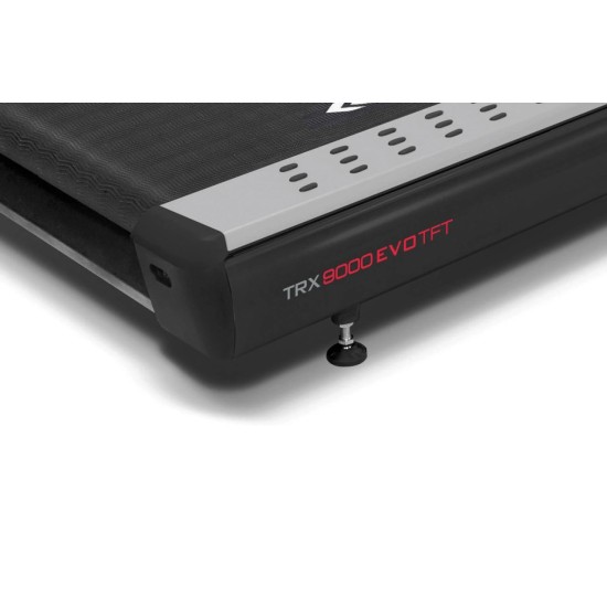 Fluisterstille Toorx TRX-9000 EVO TFT loopband met 21,5" HD touch screen, geschikt voor revalidatie en training met diverse apps.