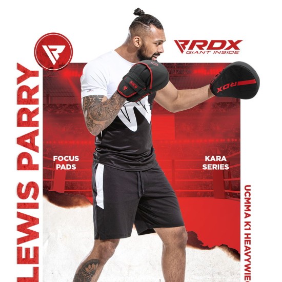 Train met de RDX Sports F6 Kara Pads, gemaakt van Maya Hide, met Fusion demping en EZ Grip voor optimale prestaties.