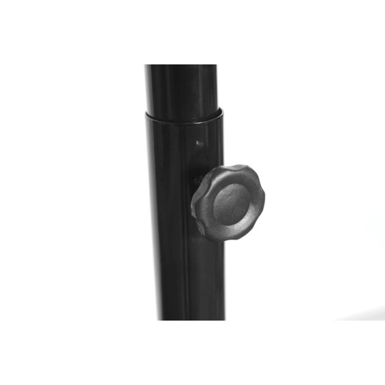 Basketbalpaal van Garlando, verstelbaar van 190 tot 260 cm. Voorzien van Memphis street print en stabiele basis met waterballast.