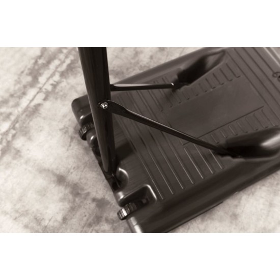 Basketbalpaal van Garlando, verstelbaar van 190 tot 260 cm. Voorzien van Memphis street print en stabiele basis met waterballast.