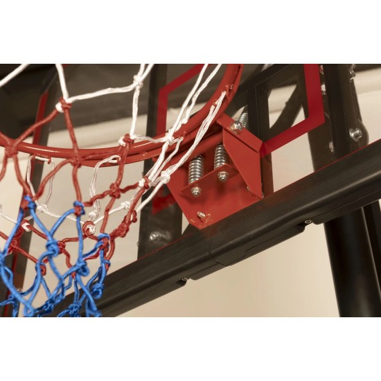 Ontdek de Garlando Orlando basketbalpaal met verstelbare hoogte en stevige constructie voor optimale speelervaring.