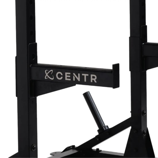 Bouw een thuisgym met het Centr Half Rack, inclusief optrekstang, verstelbare safeties en ingebouwde opslag voor halterschijven. Ideaal voor vrije gewichten.