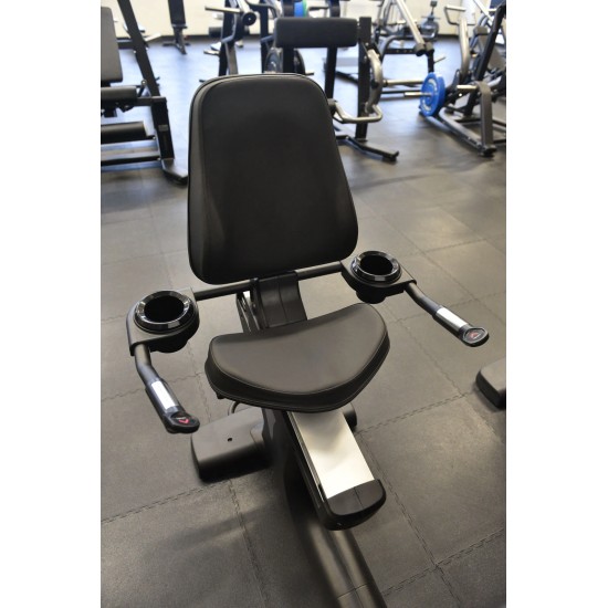 Geavanceerde Toorx Professional BRX-R9500-TFT Ligfiets met 10,1-inch TFT scherm, 32 weerstandsniveaus en diverse trainingsprogramma's voor optimale training.