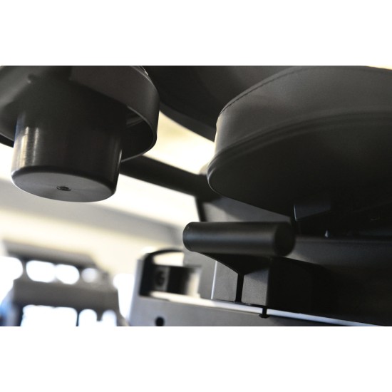 Geavanceerde Toorx Professional BRX-R9500-TFT Ligfiets met 10,1-inch TFT scherm, 32 weerstandsniveaus en diverse trainingsprogramma's voor optimale training.