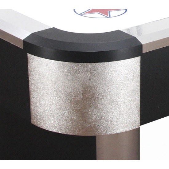 Professionele airhockeytafel van Garlando met stevige constructie, krachtige blower en aantrekkelijke geometrische decoraties. Perfect voor gemeenschappelijk gebruik.