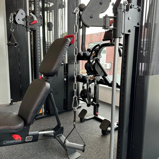 Verleng de staalkabel van je fitnessapparaat met de Inspire CCB Stalen Ketting van 40 cm, belastbaar tot 230 kg.