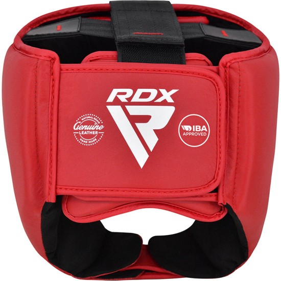 IBA-goedgekeurde hoofdbeschermer van RDX Sports, gemaakt van rundleer, biedt optimale bescherming en ademend comfort. Verkrijgbaar in maten S-XL.