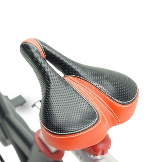 Inspire IC2 Indoor Cycle voor intensieve training met een 24kg vliegwiel en geavanceerde technologie voor comfort en duurzaamheid.