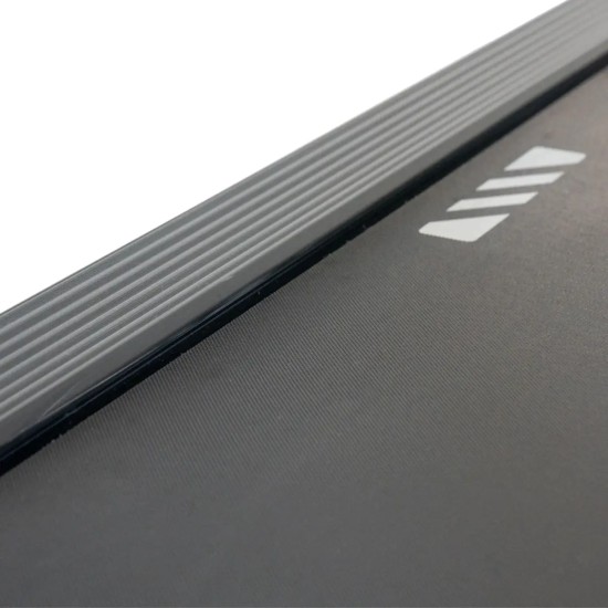 Ontdek de Inspire Tread 3 Loopband met een krachtige motor, in klapbaar ontwerp, en innovatieve technologieën voor een optimaal trainingservaring.