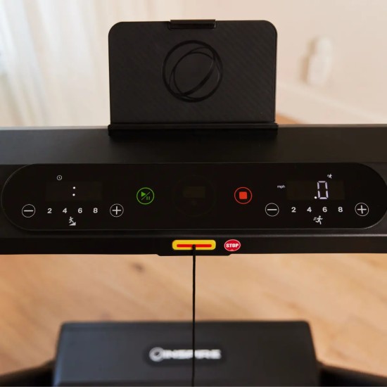 Ontdek de Inspire Tread 3 Loopband met een krachtige motor, in klapbaar ontwerp, en innovatieve technologieën voor een optimaal trainingservaring.