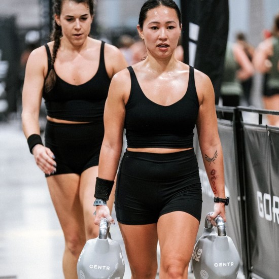 Innovatieve kettlebell met octo-ontwerp voor optimale functionaliteit en grip, ideaal voor intensieve training. Officiële HYROX uitrusting.