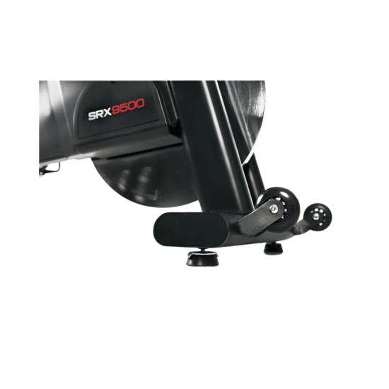 Professionele Toorx spinningbike met 24kg vliegwiel, geschikt voor commercieel gebruik. Uitgerust met SPD pedalen, sterke constructie en digitale console.