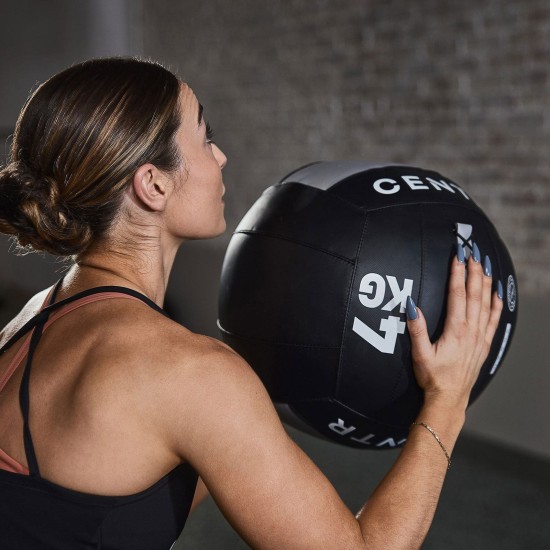 Verbeter je HYROX-prestaties met de Centr x HYROX Wall Ball 4KG, handgemaakt met slipvrij oppervlak en dubbel gestikte PVC voor optimale grip.