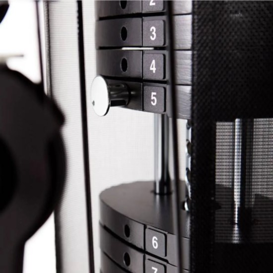 Inspire Home Gym M3 biedt veelzijdige trainingsmogelijkheden voor thuis en semiprofessioneel gebruik met een hoge kwaliteit en ergonomisch ontwerp.