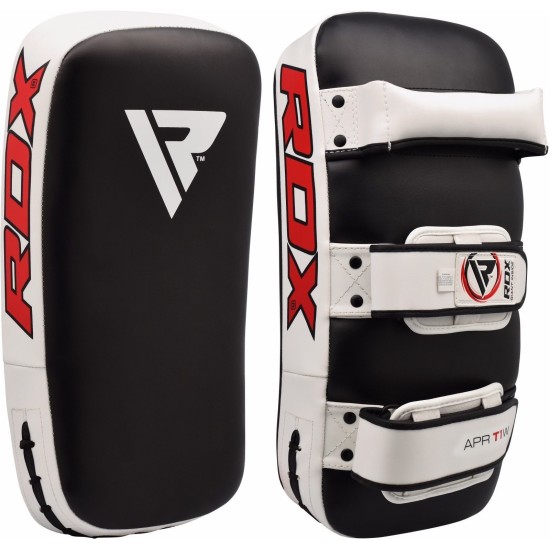 Ontdek de RDX Thai Kick Pad, ideaal voor Muay Thai training. Gemaakt van sterk Maya Hide leer, met gel en foam voor optimale bescherming.