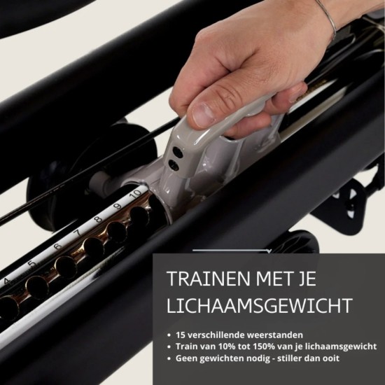 Complete thuisgym met lichaamsgewicht weerstand en 15 niveaus. Inclusief accessoires en gratis Centr lidmaatschap voor coaching.