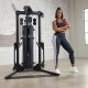 Compacte Centr 1 Home Gym met 75 kg gewichten, unieke kabeloefeningen, en handige accessoires voor een optimale training thuis.