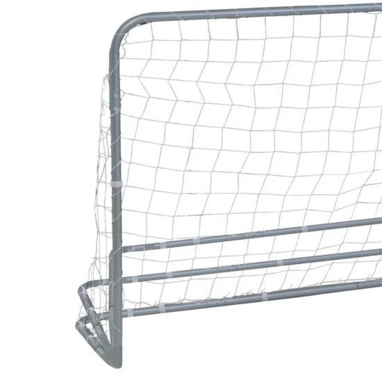 Garlando Foldy Goal is een inklapbaar voetbaldoel van 180 x 120 x 60 cm met een sterk frame en polyester net, ideaal voor buitengebruik.